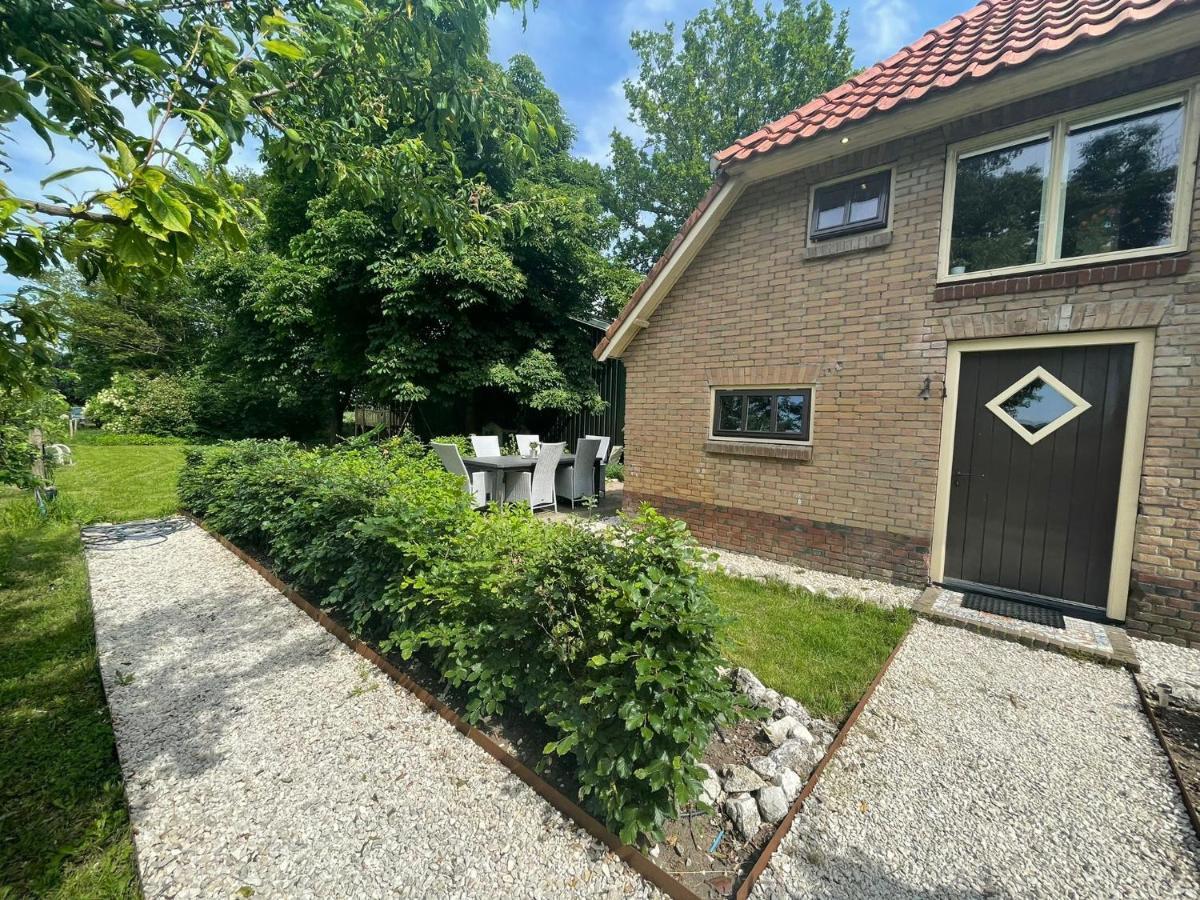 Boerderijtje Op Prachtige Plek, Nabij Natuurgebied *